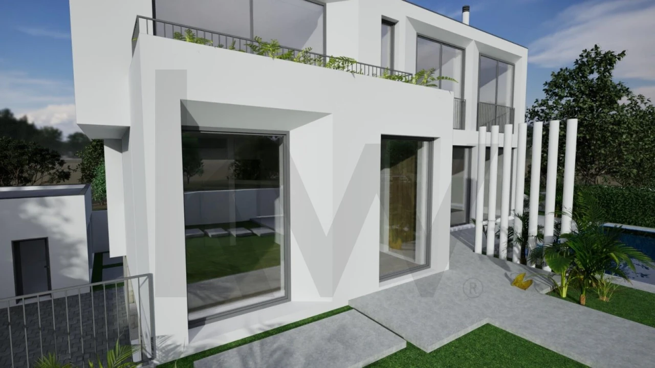 Moradia T4 para Venda em Carvoeira Foto 16