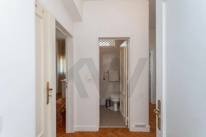 Apartamento T4 para Venda em Alvalade
