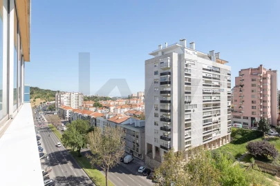 Apartamento T4 para Venda em Alvalade
