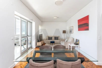 Apartamento T4 para Venda em Alvalade