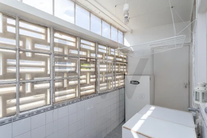 Apartamento T4 para Venda em Alvalade
