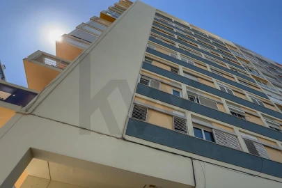 Apartamento T4 para Venda em Alvalade