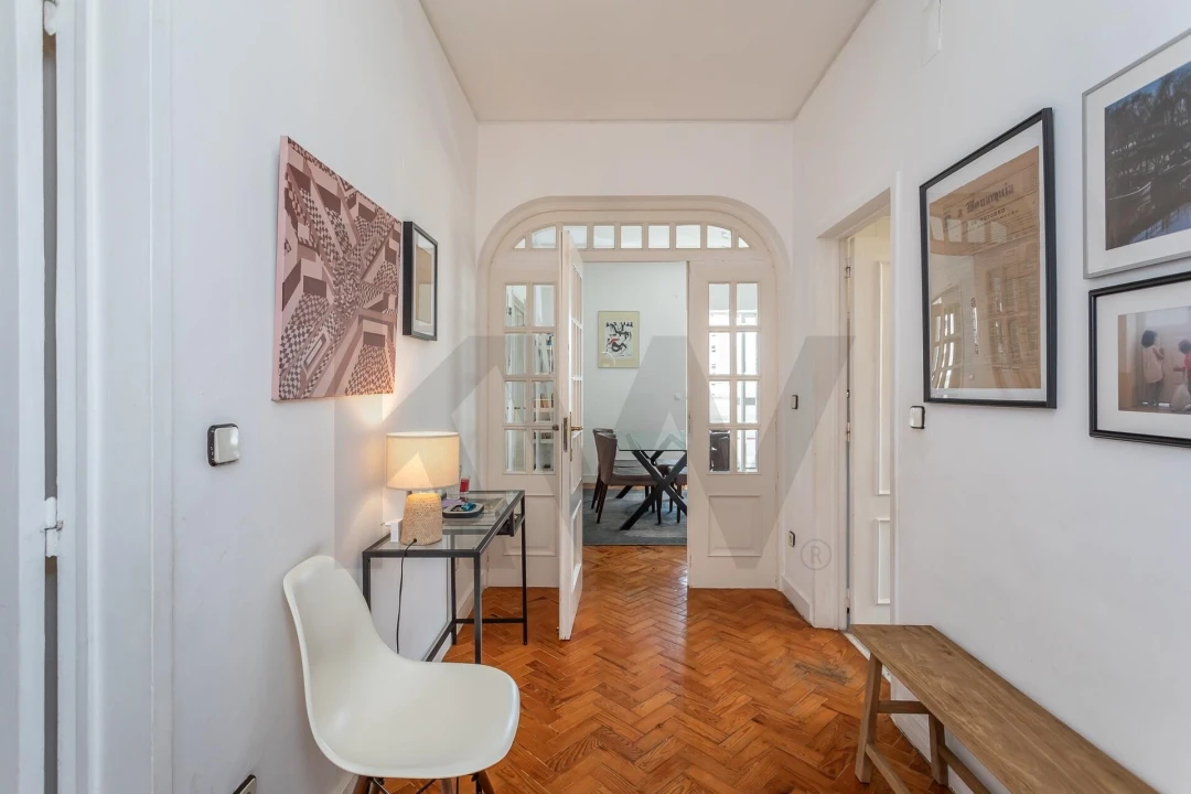 Apartamento T4 para Venda em Alvalade Foto 17
