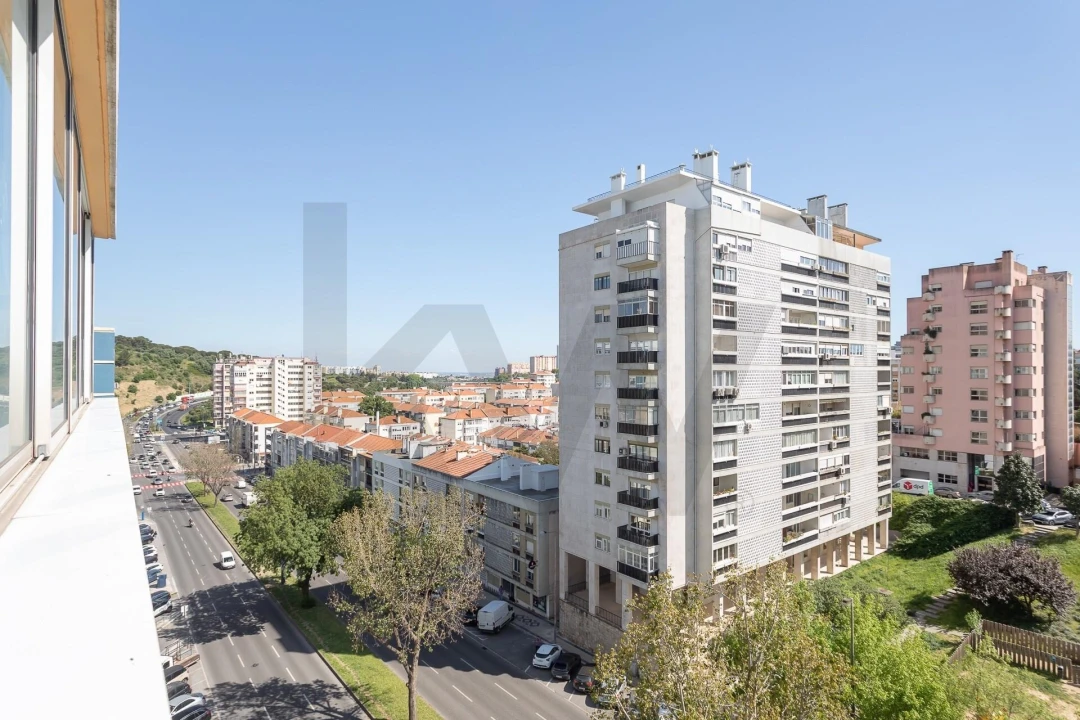 Apartamento T4 para Venda em Alvalade Foto 26