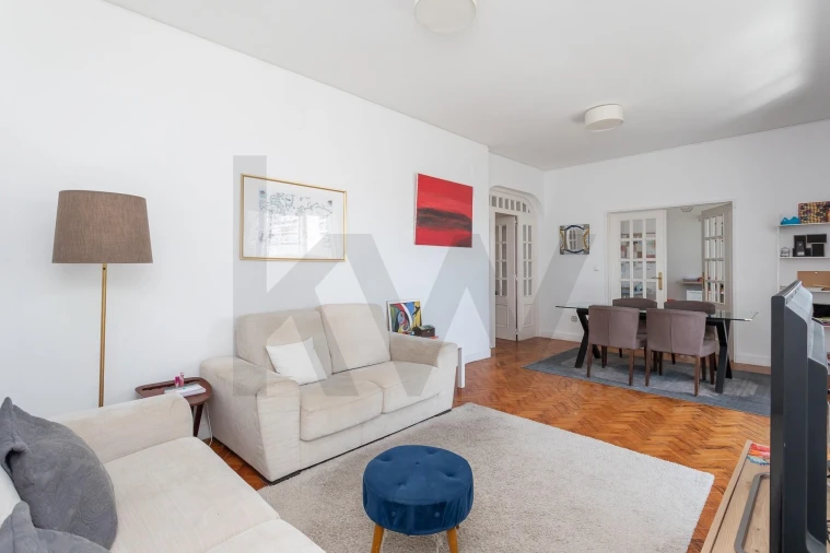 Apartamento T4 para Venda em Alvalade Foto 23