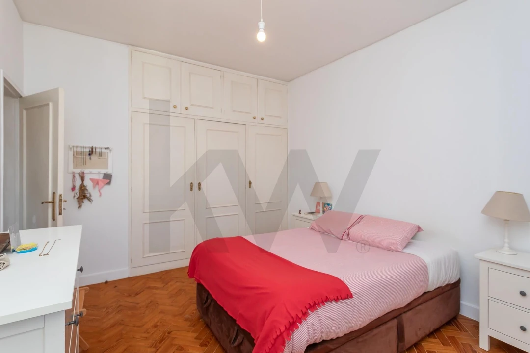 Apartamento T4 para Venda em Alvalade Foto 31