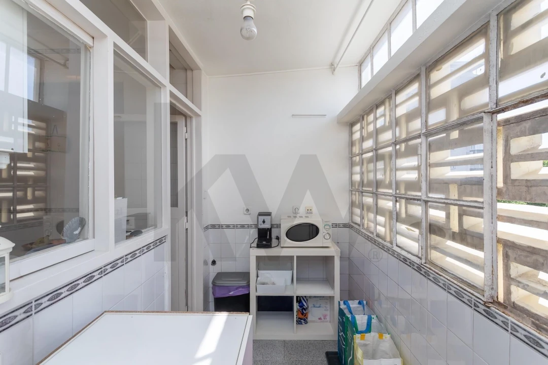 Apartamento T4 para Venda em Alvalade Foto 20