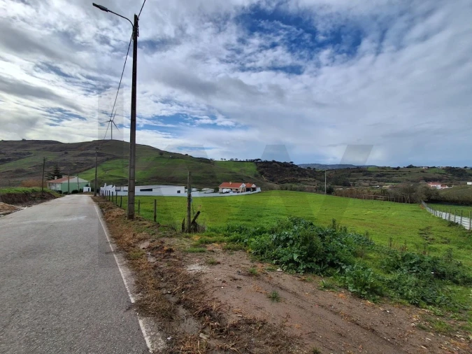 Terreno para Venda em Enxara do Bispo, Gradil e Vila Franca do Rosário Foto 9