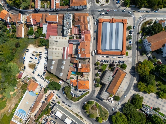 Prédio para Venda em Romeira e Várzea Foto 9