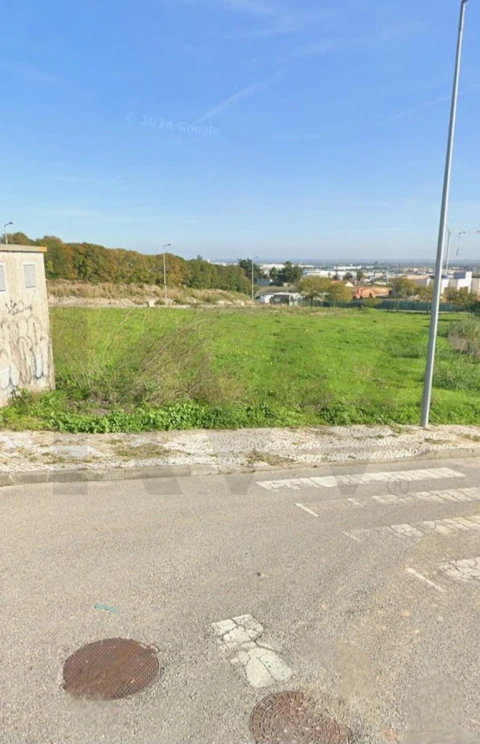 Terreno para Venda em Alenquer (Santo Estêvão e Triana)