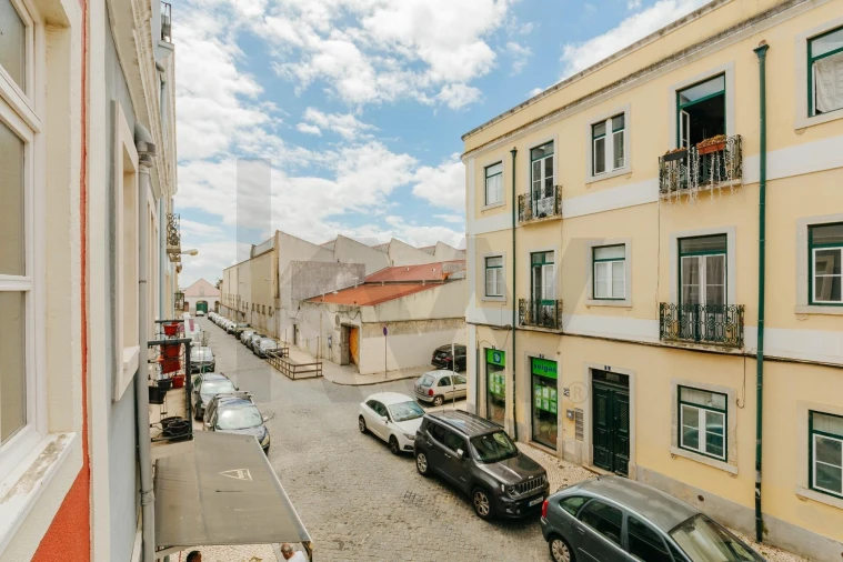 Prédio para Venda em Marvila Foto 35