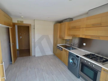 Apartamento T3 para Arrendamento em Alcabideche