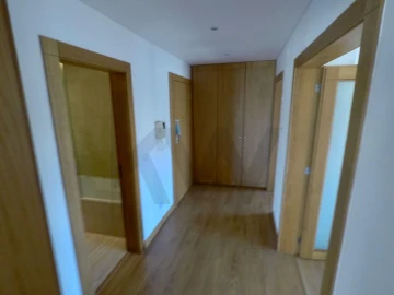 Apartamento T3 para Arrendamento em Alcabideche