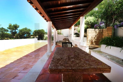 Apartamento T1 para Arrendamento em Colares