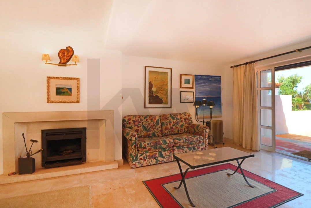 Apartamento T1 para Arrendamento em Colares Foto 17