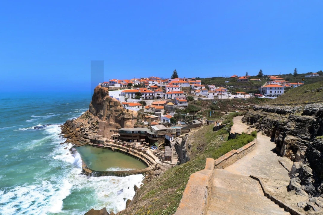Apartamento T1 para Arrendamento em Colares Foto 32