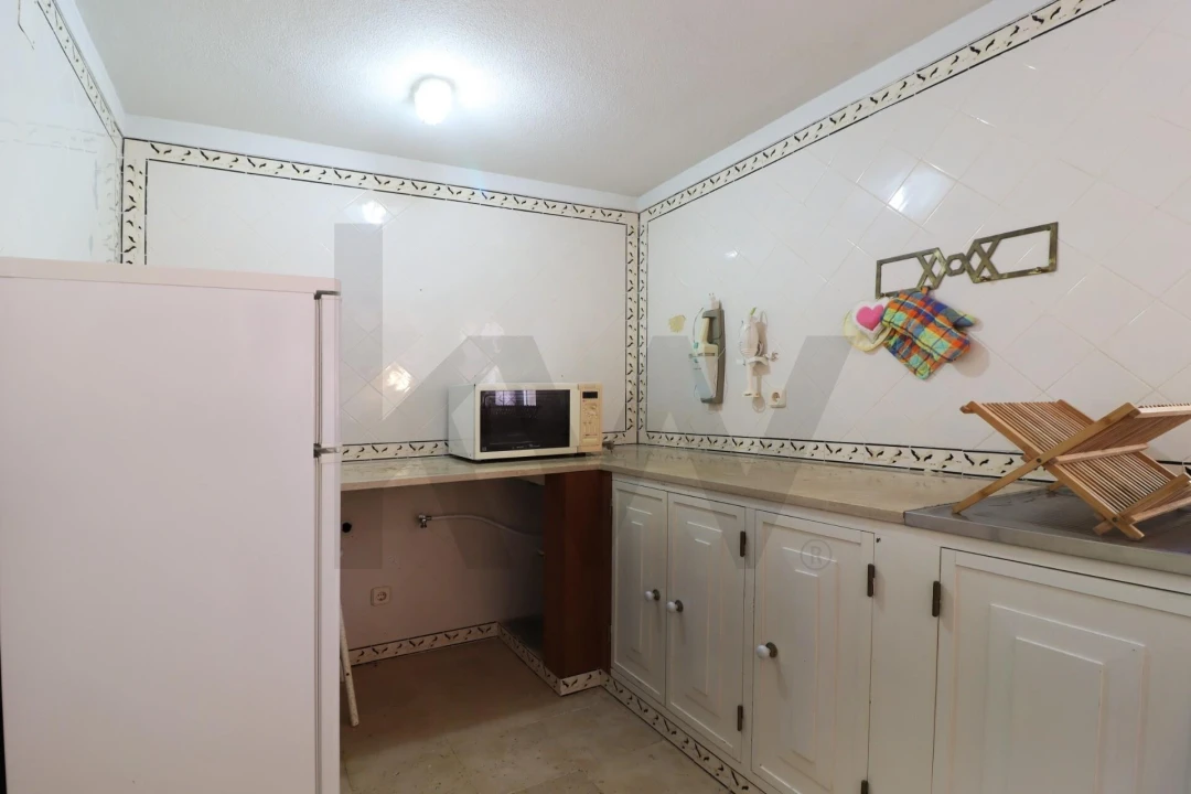 Apartamento T1 para Arrendamento em Colares Foto 29