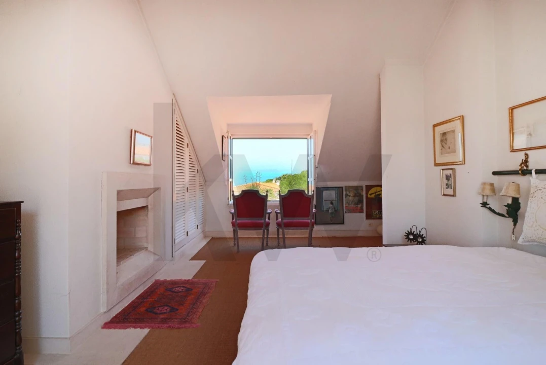 Apartamento T1 para Arrendamento em Colares Foto 4