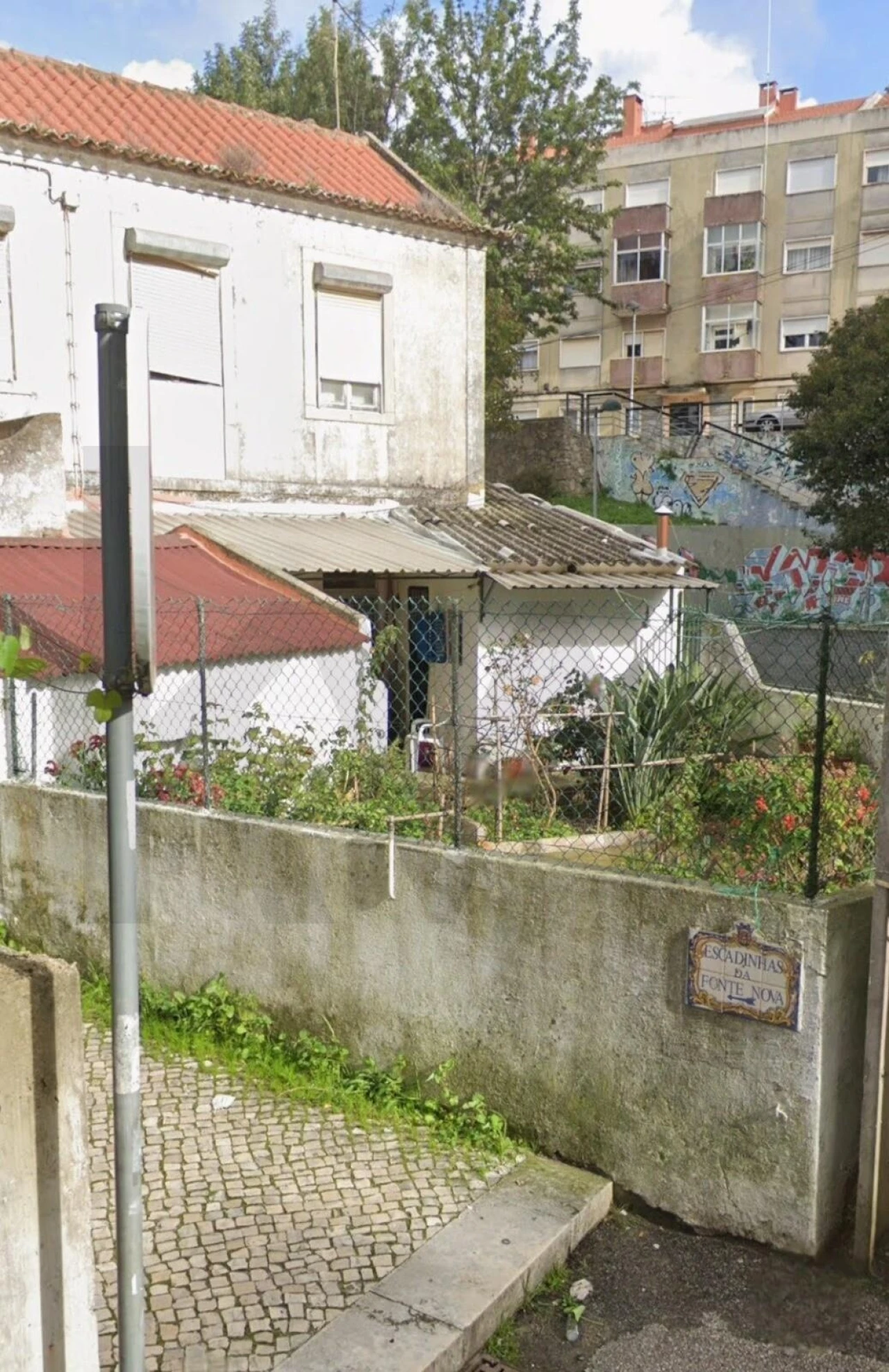 Moradia T2 para Venda em Agualva e Mira-Sintra Foto 5