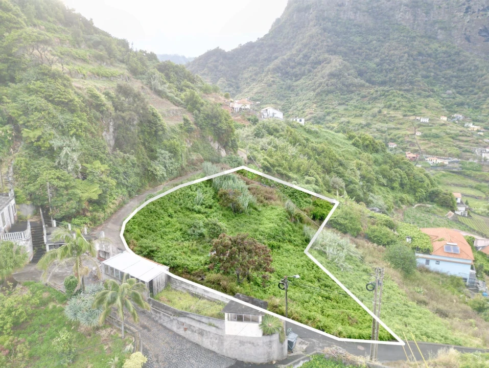 Terreno para Venda em Porto da Cruz Foto 19
