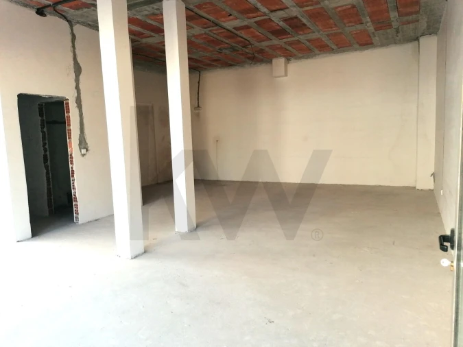 Loja para Venda em São João de Ver Foto 2
