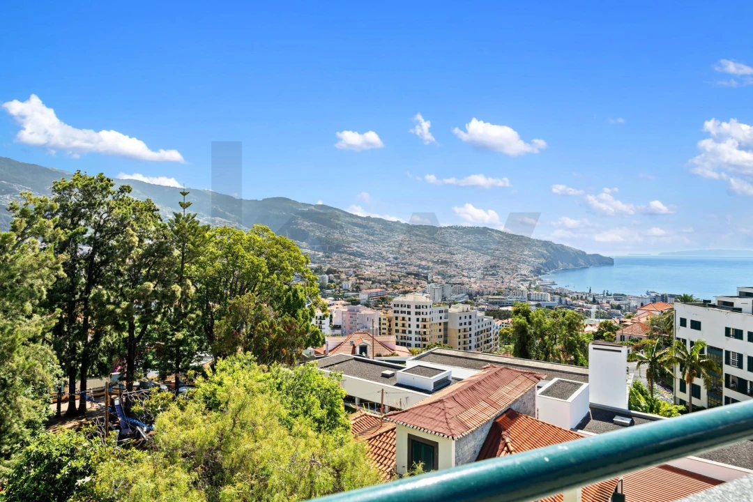 Apartamento T3 para Venda em São Martinho Foto 32