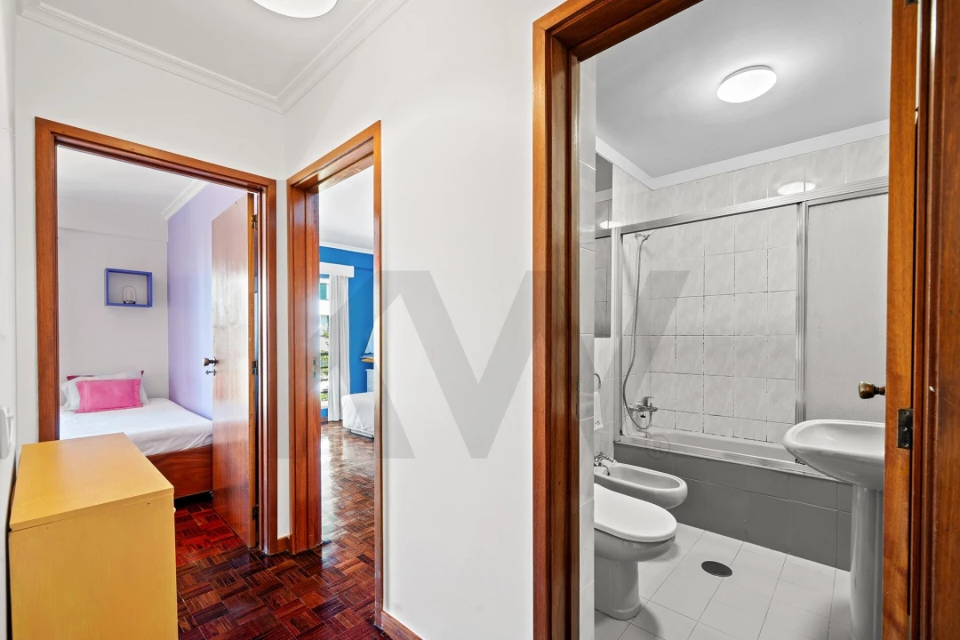 Apartamento T3 para Venda em São Martinho Foto 18
