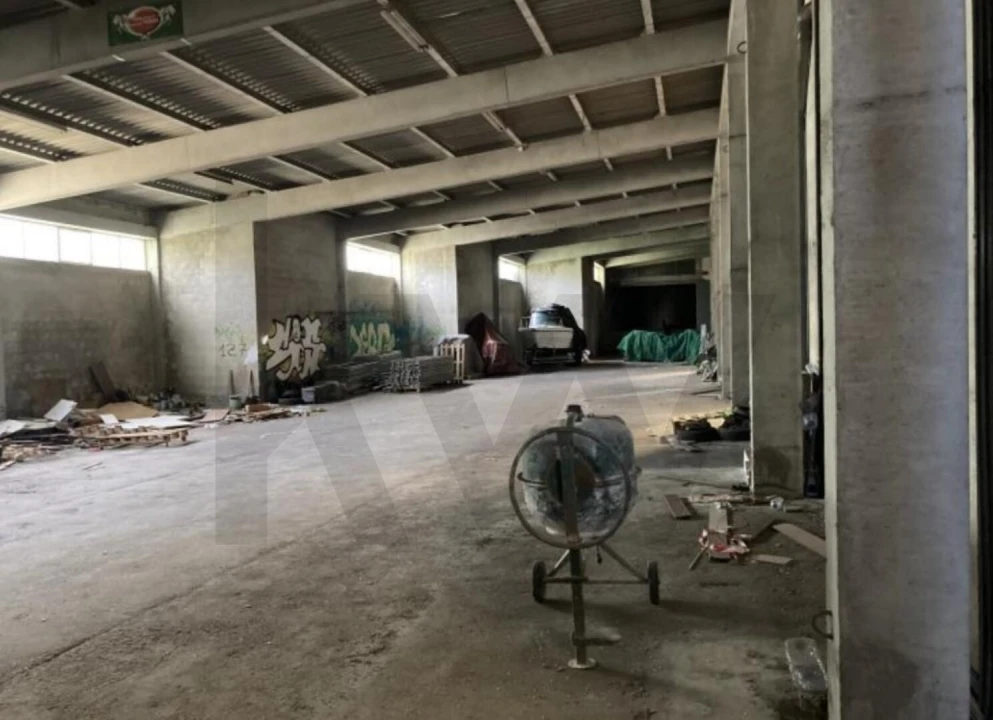Armazém para Venda em Queluz e Belas Foto 3