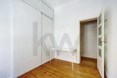 Apartamento T3 para Arrendamento em Campo de Ourique