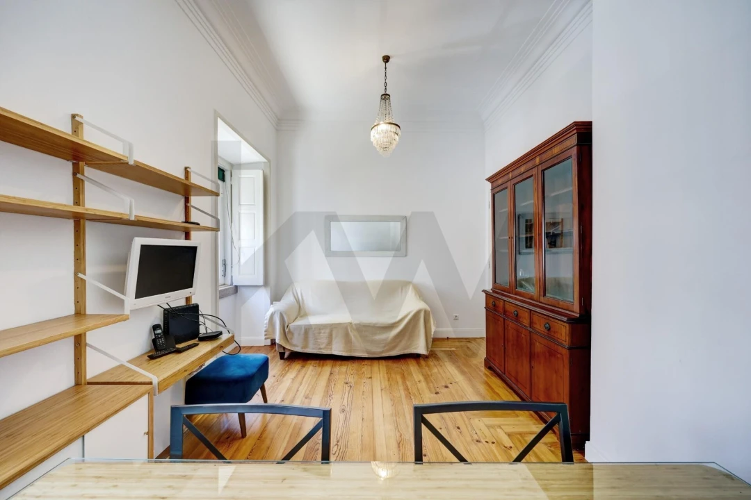 Apartamento T3 para Arrendamento em Campo de Ourique Foto 3