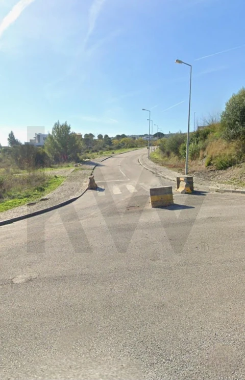 Terreno para Venda em Alenquer (Santo Estêvão e Triana)