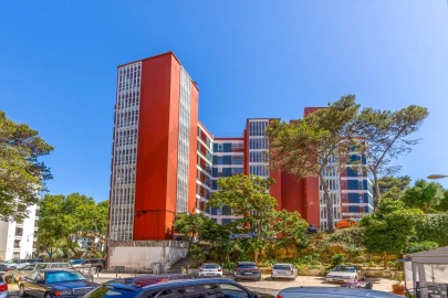 Apartamento T4 para Arrendamento em Cascais e Estoril