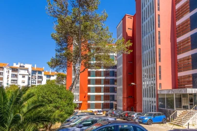 Apartamento T4 para Arrendamento em Cascais e Estoril