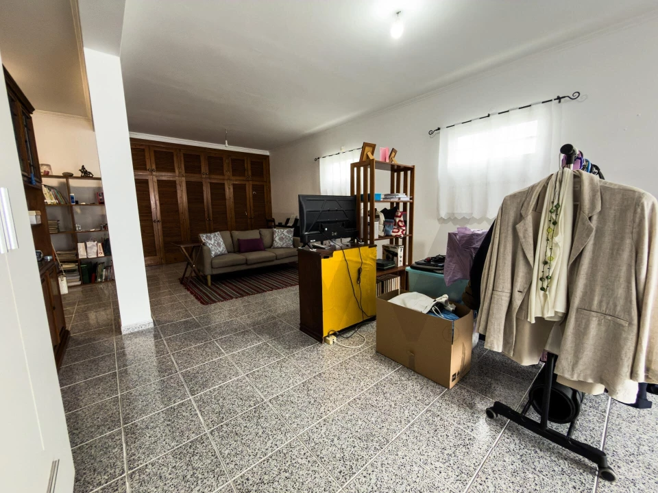 Moradia T3 para Venda em Ponta Delgada (São José) Foto 41