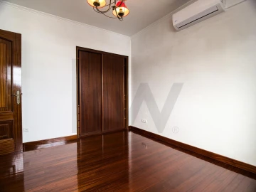 Moradia T3 para Venda em Ponta Delgada (São José)