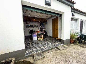 Moradia T3 para Venda em Ponta Delgada (São José)