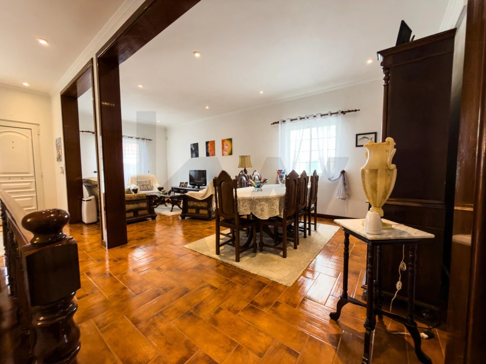 Moradia T3 para Venda em Ponta Delgada (São José) Foto 22