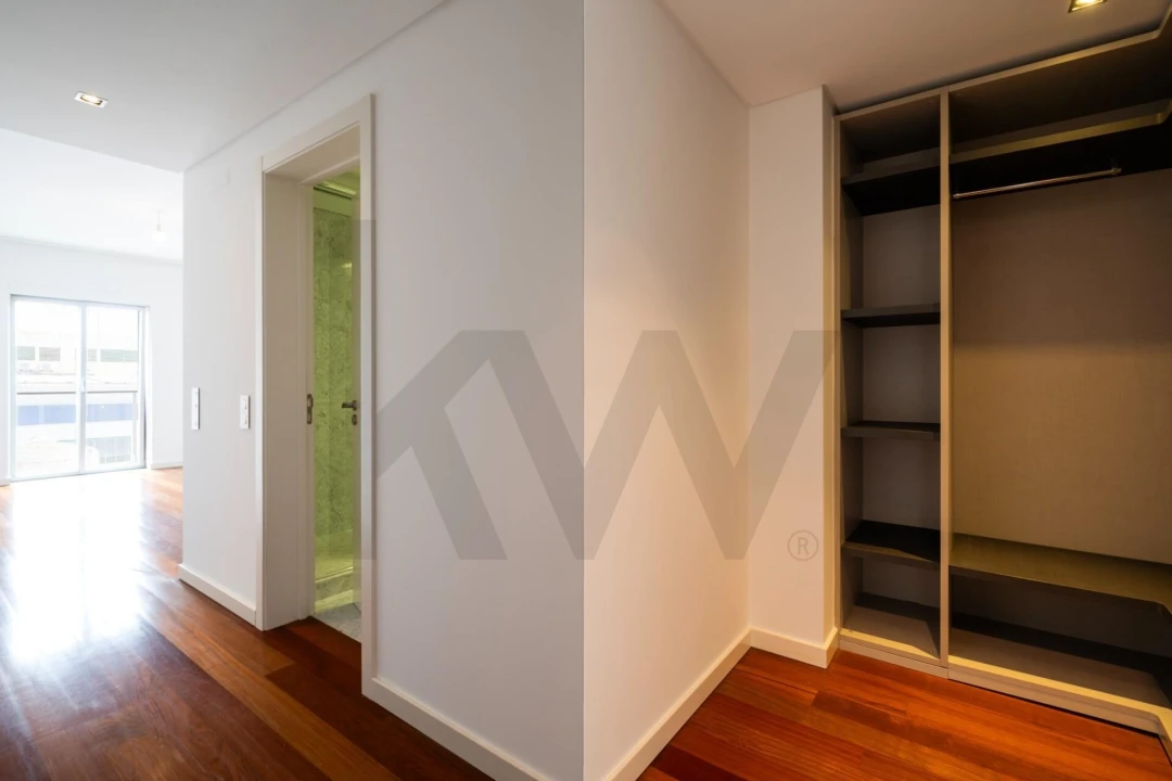 Apartamento T2 para Arrendamento em Sacavém e Prior Velho Foto 7