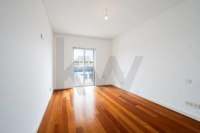 Apartamento T2 para Arrendamento em Sacavém e Prior Velho