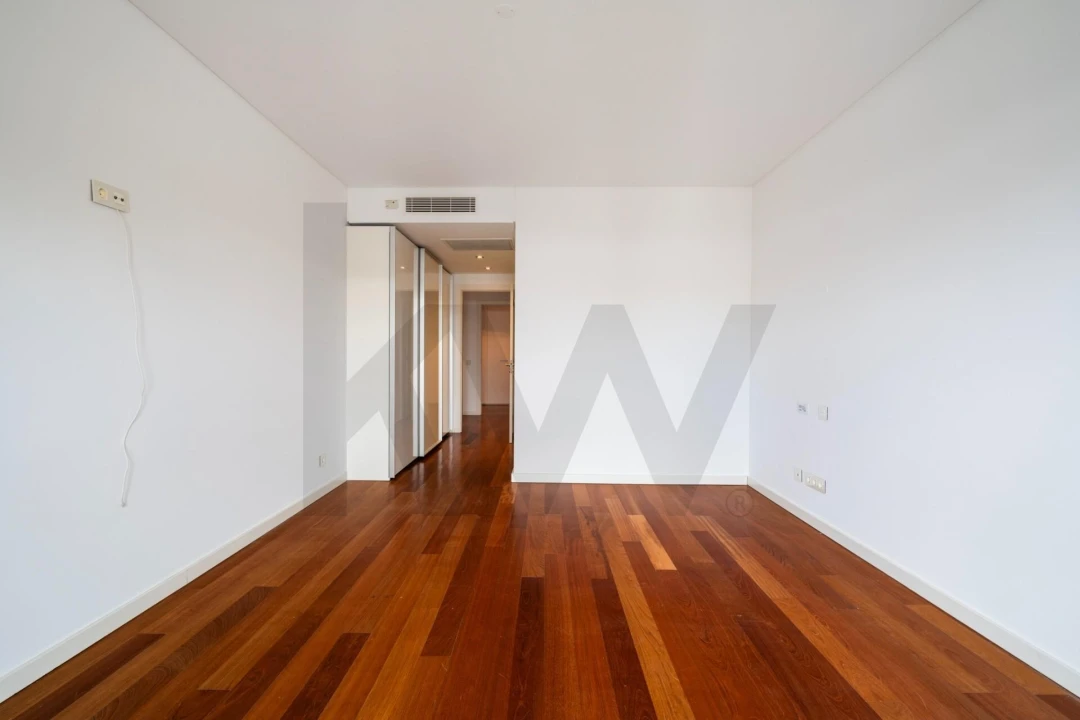Apartamento T2 para Arrendamento em Sacavém e Prior Velho Foto 4