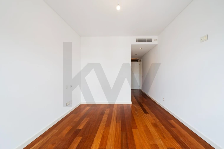 Apartamento T2 para Arrendamento em Sacavém e Prior Velho Foto 9