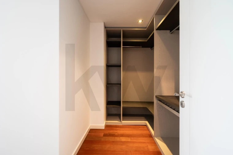 Apartamento T2 para Arrendamento em Sacavém e Prior Velho Foto 6