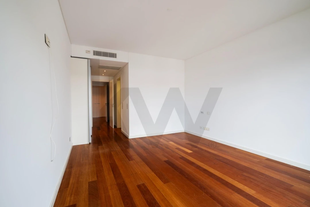 Apartamento T2 para Arrendamento em Sacavém e Prior Velho Foto 5