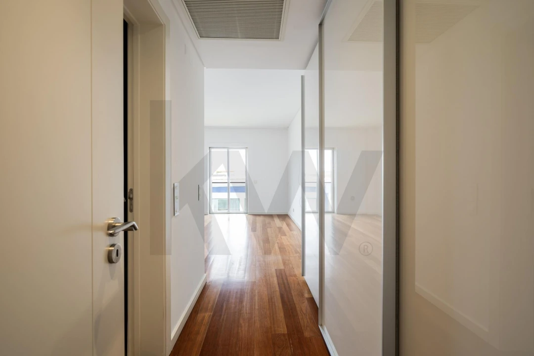 Apartamento T2 para Arrendamento em Sacavém e Prior Velho Foto 2