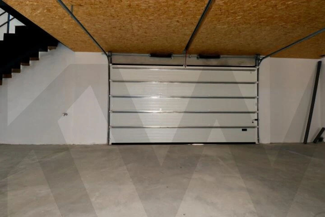 Armazém para Venda em Escapães Foto 22