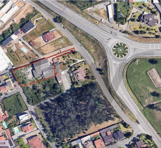 Armazém para Venda em Escapães Foto 24
