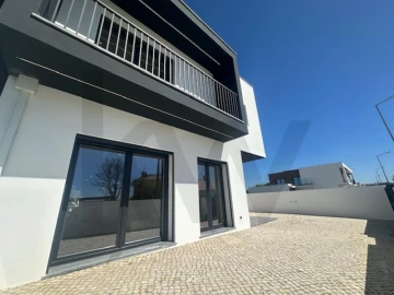Moradia T4 para Venda em Silveira