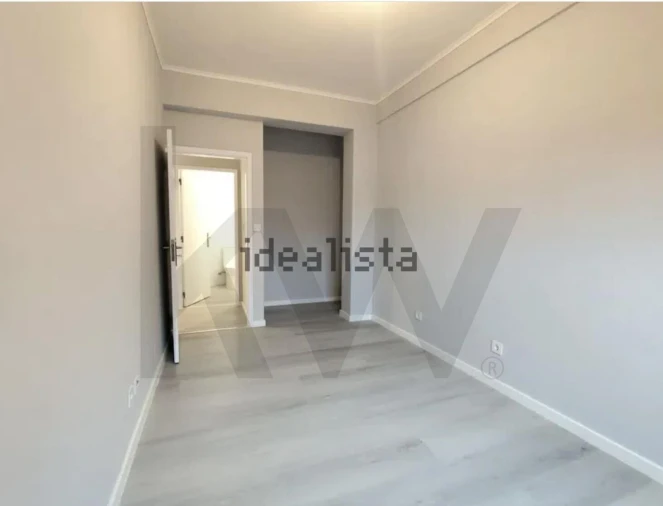Apartamento T3 para Venda em Laranjeiro e Feijó Foto 12