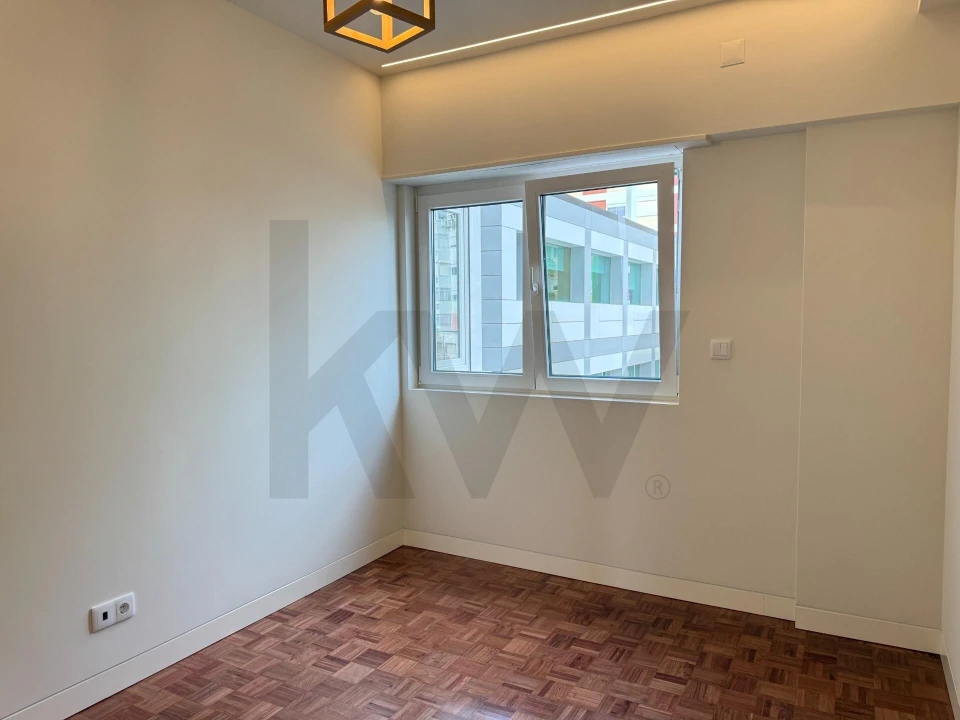 Apartamento T3 para Arrendamento em São Domingos de Benfica Foto 22