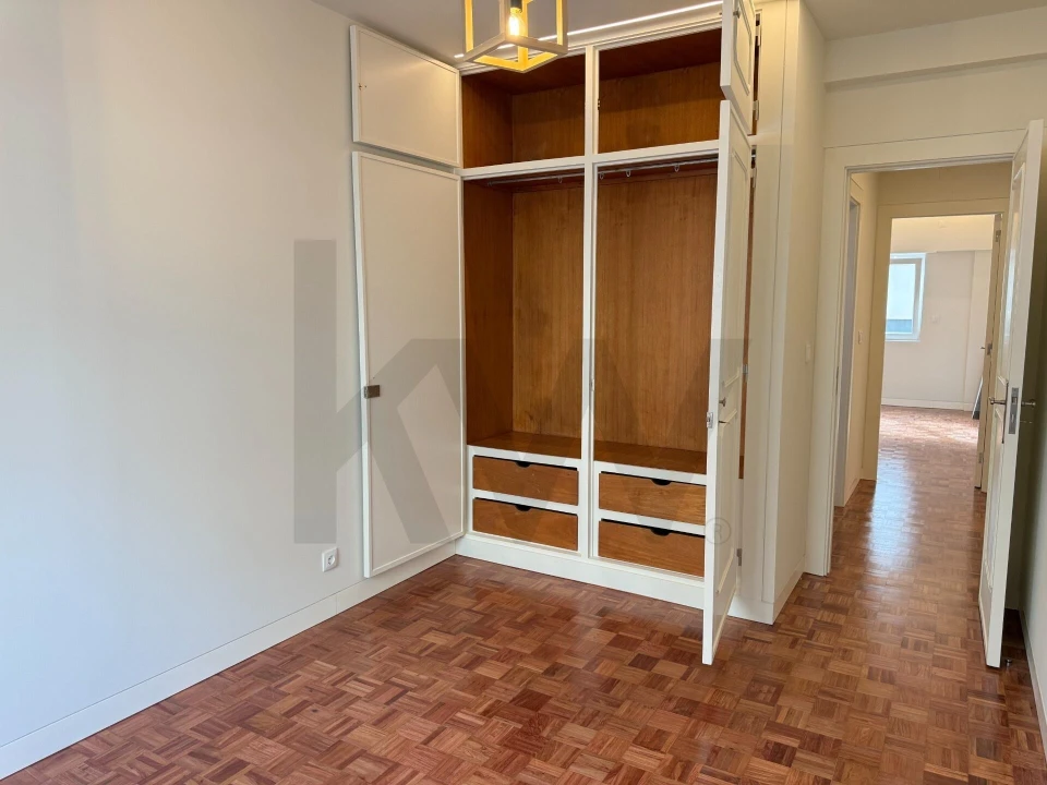 Apartamento T3 para Arrendamento em São Domingos de Benfica Foto 39